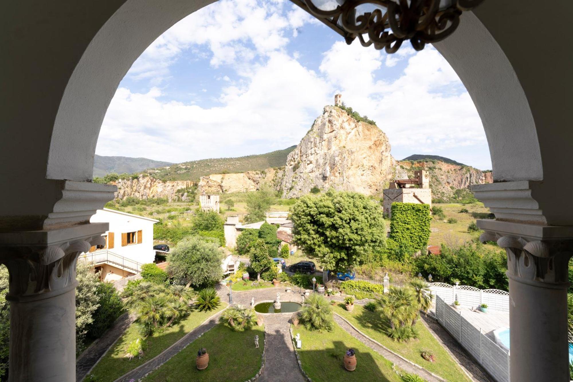 Villa Petri Vicopisano ภายนอก รูปภาพ
