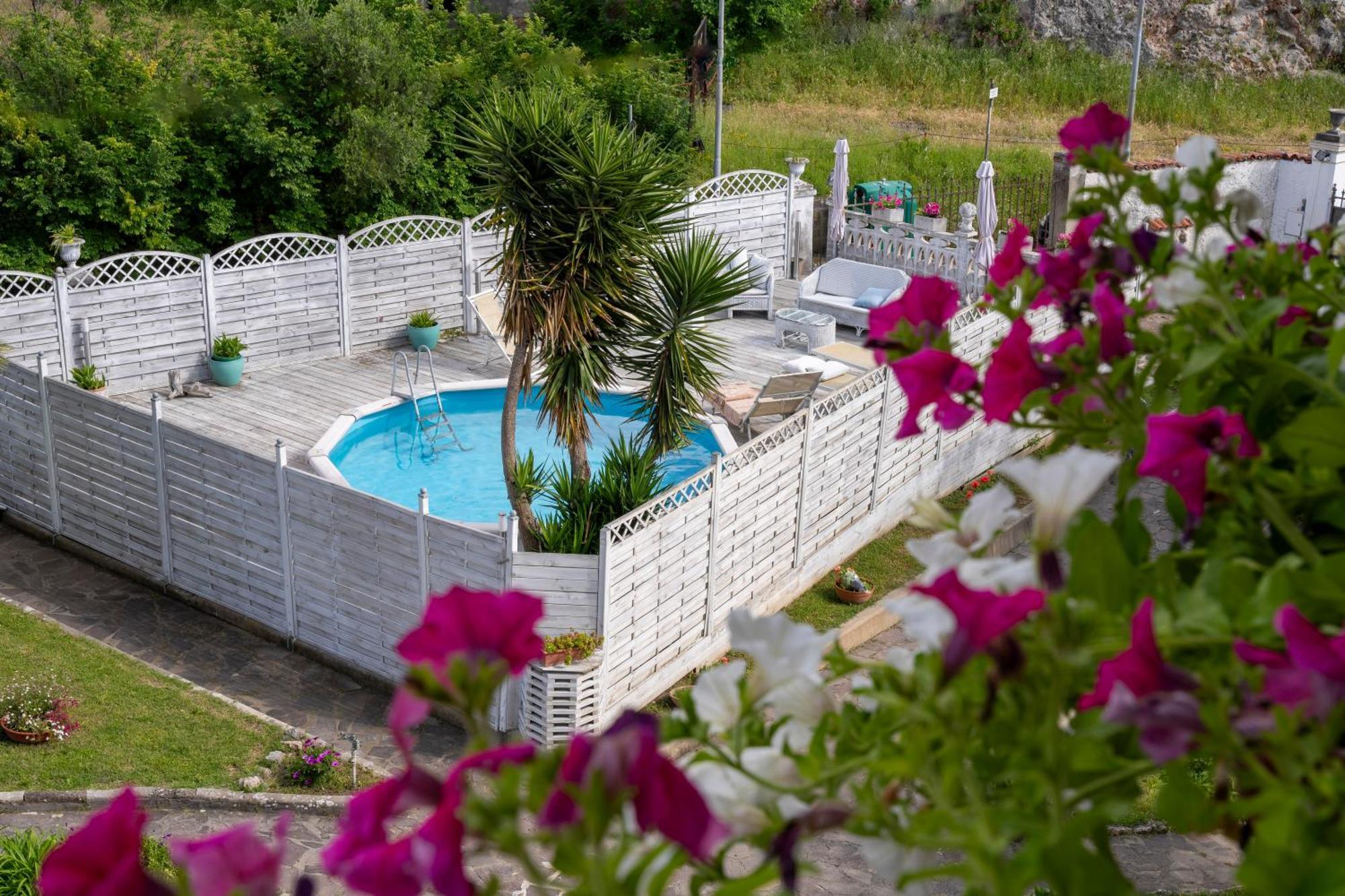 Villa Petri Vicopisano ภายนอก รูปภาพ